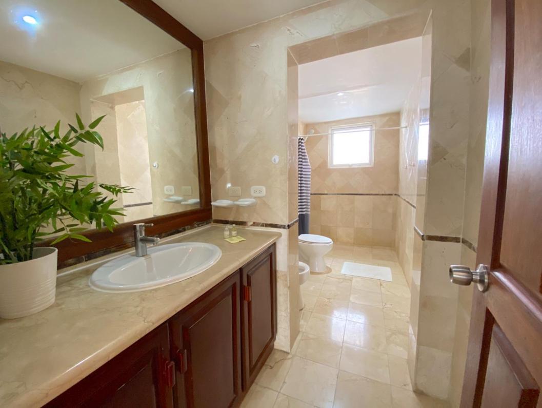 Blue Ocean Beachfront Villas & Apartments - Wifi, Pool, Bbq, Playa Los Corales Punta Cana Exterior photo